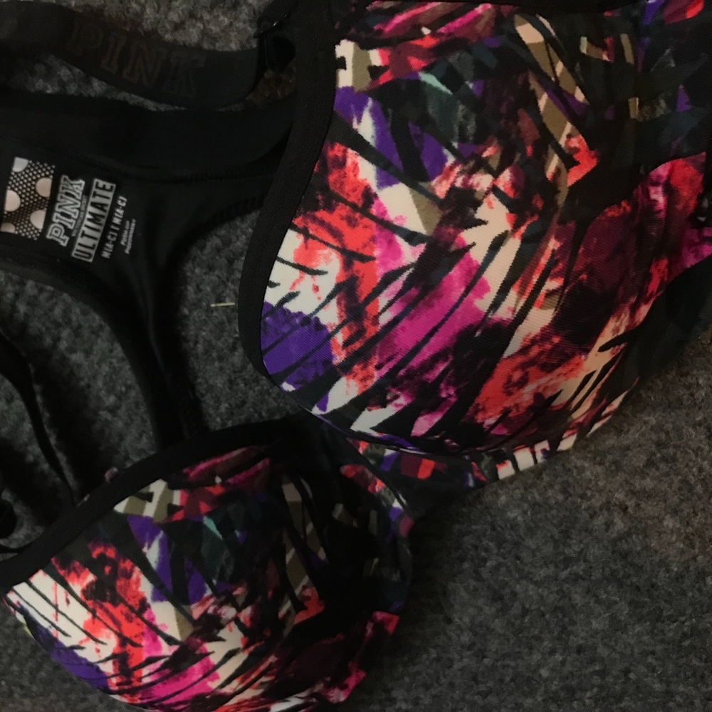 PINK Ultimate Sports Bra